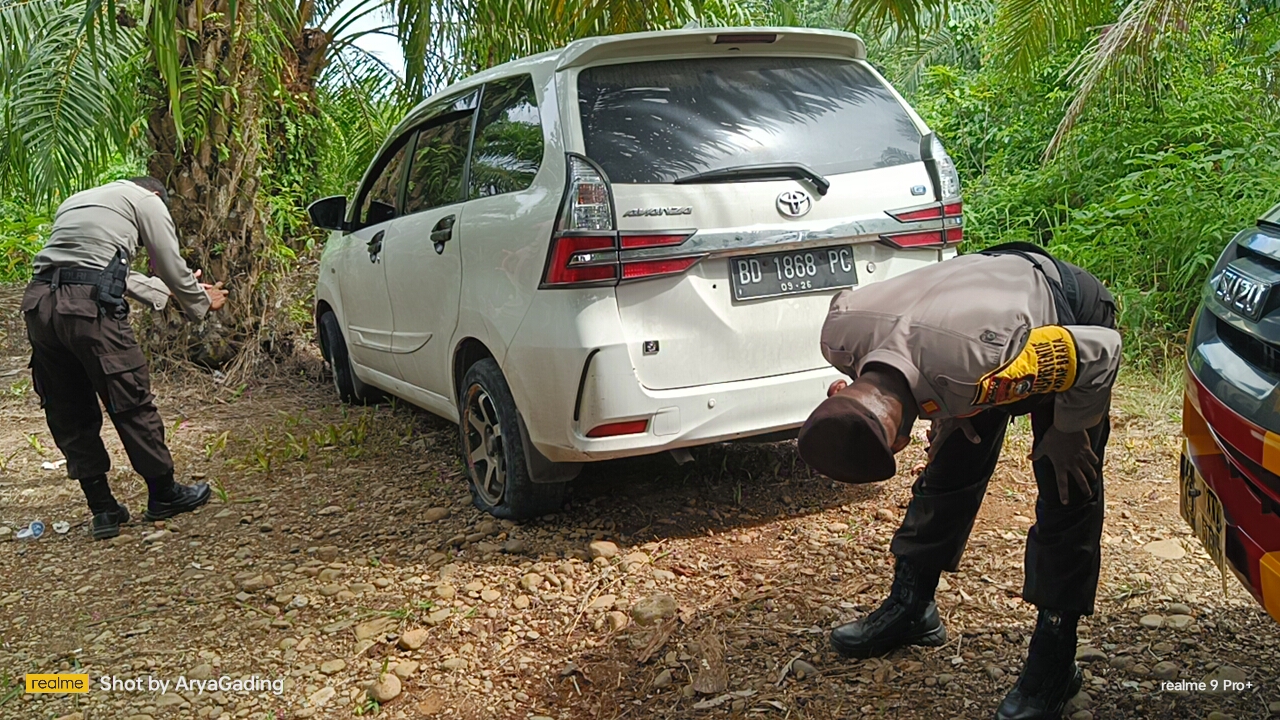 Sempat Kabur Mobil Terduga Kawanan Pelaku Narkoba Ditemukan Di Kebun Sawit