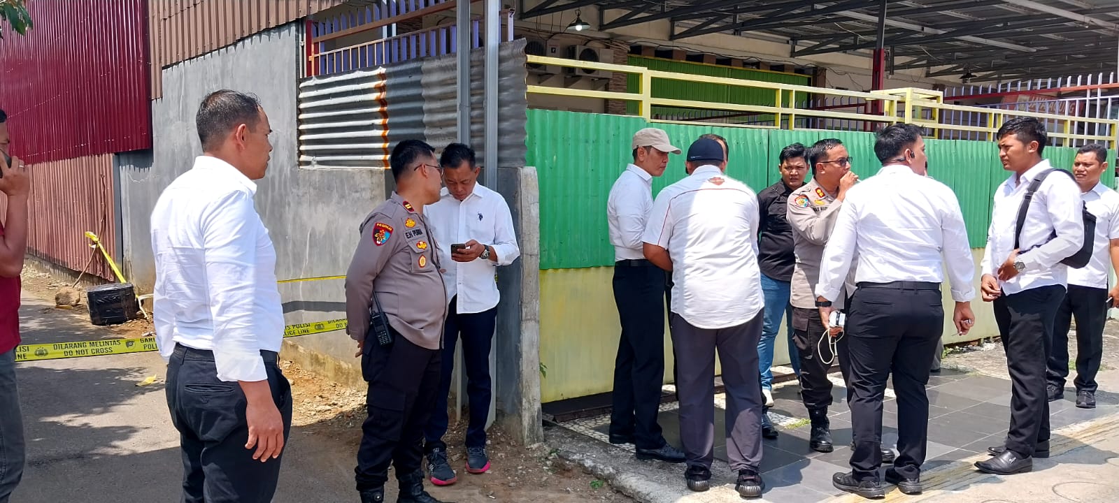 Kotak Hitam Gegerkan Warga, Petinggi Polda Dan Polresta Datangi Lokasi