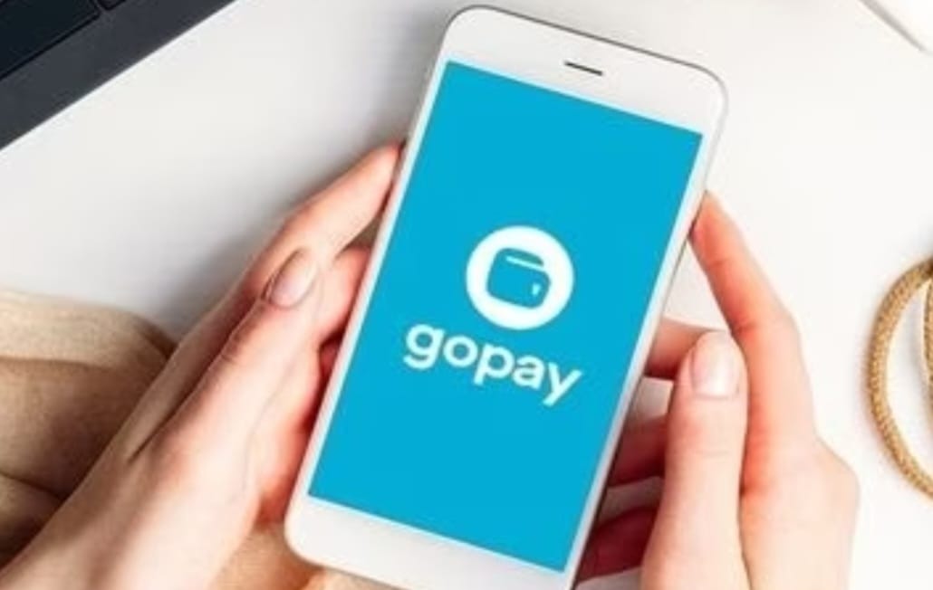 Gak Usah Takut Galbay, Cukup Pakai Dompet Digital GoPay untuk Bayar Cicilan JULO 
