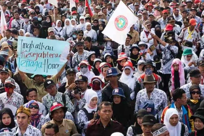 Daftar Nama Honorer (Bag.12) Se-Indonesia yang Berpeluang Diangkat ASN Tanpa Tes, Cek Nama Anda di Sini