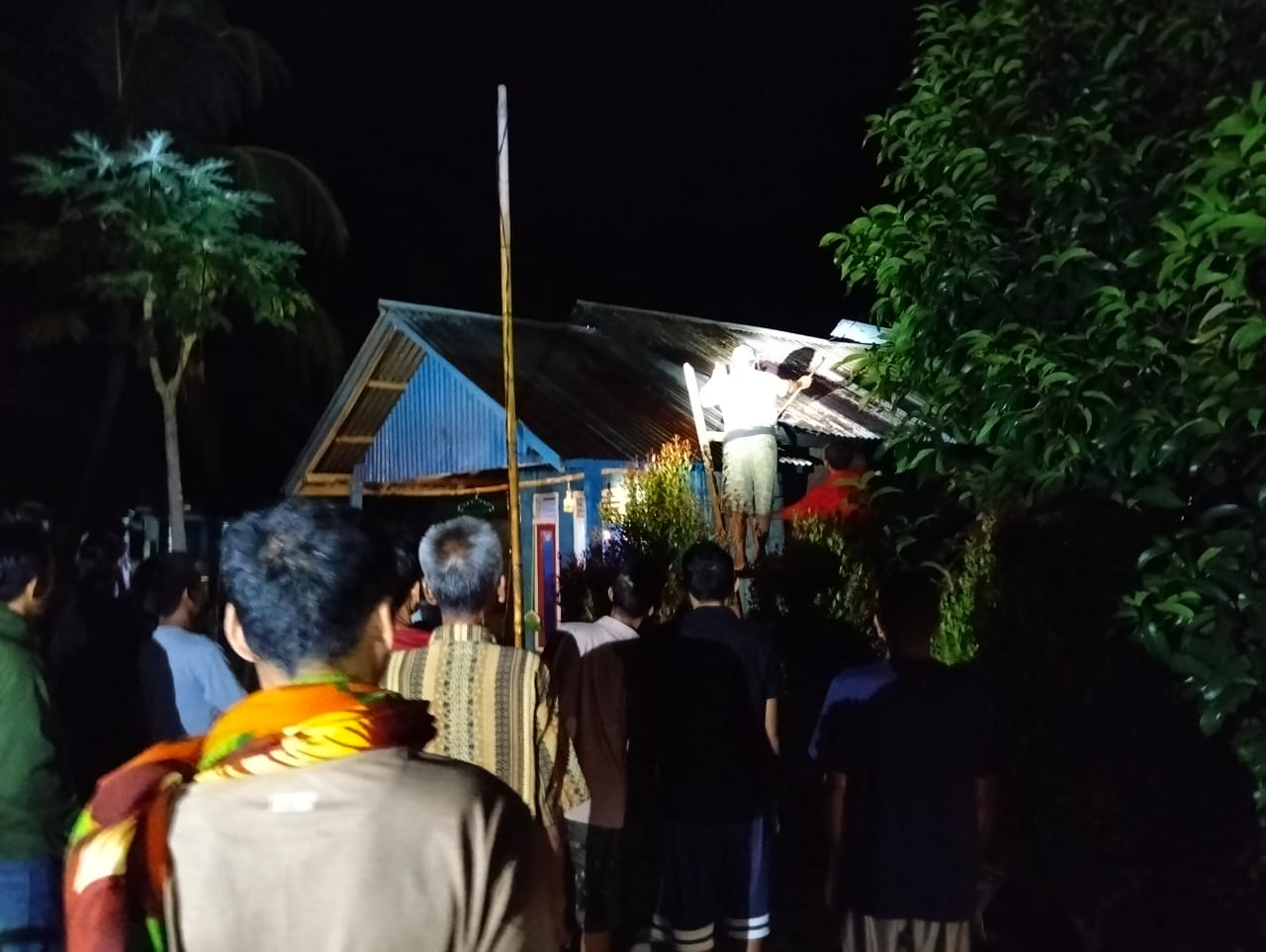 Diduga Korsleting Listrik, Rumah di Padang Kala Bengkulu Utara Terbakar