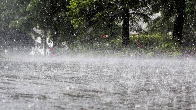 Cuaca Hujan dengan Intensitas Tinggi, BMKG Prediksi Beberapa Daerah yang Berpotensi Banjir di Bulan Agustus