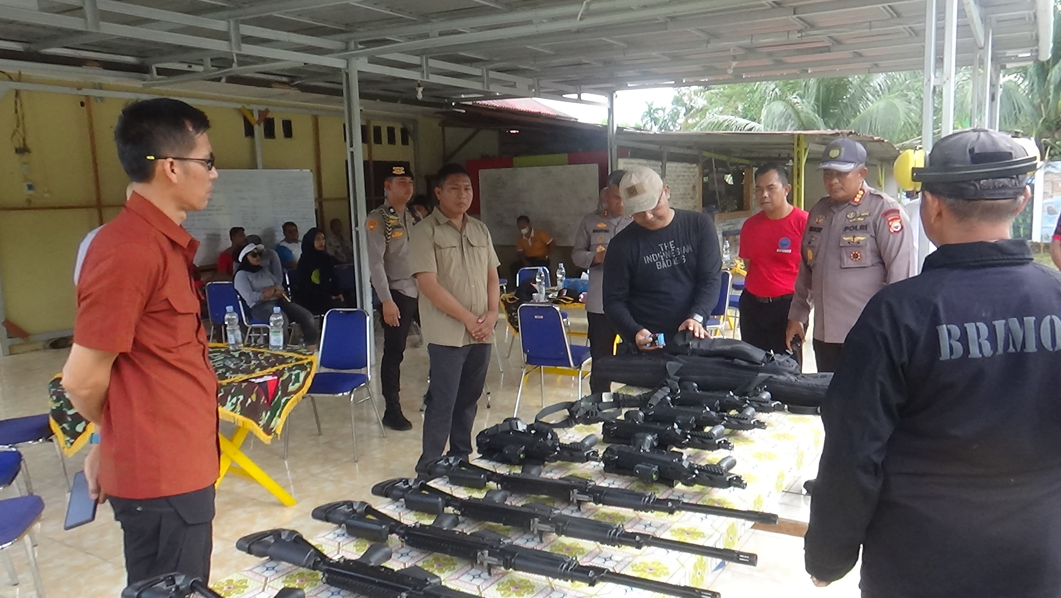 Tingkatkan Fokus Kerja, BNNP Bengkulu Laksanakan Latihan Menembak Untuk Personil