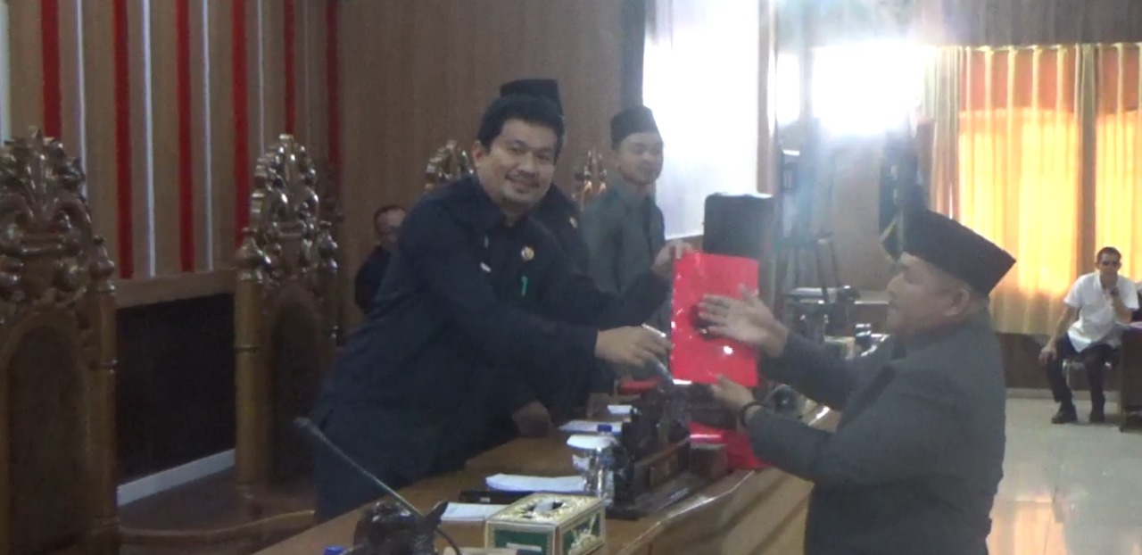 Setujui Raperda RPJMD jadi Perda, Fraksi PDI Perjuangan Soroti Indikator Kinerja dan Pendanaan Daerah