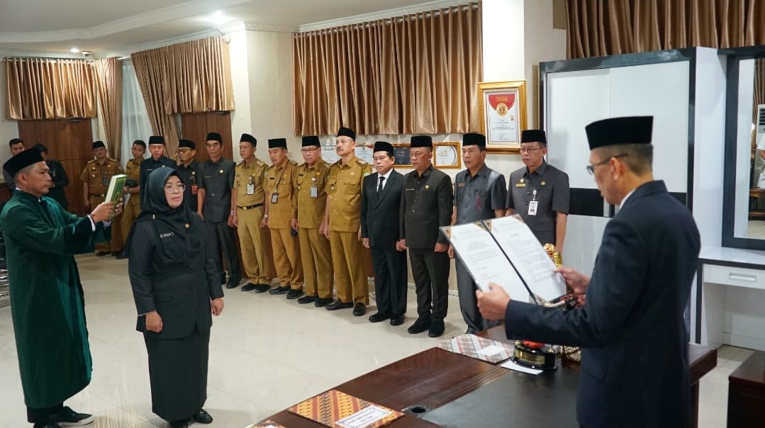 Yenita Syaiful Purna Tugas, Safnizar Dilantik Sebagai Kadis LHK Provinsi Bengkulu 