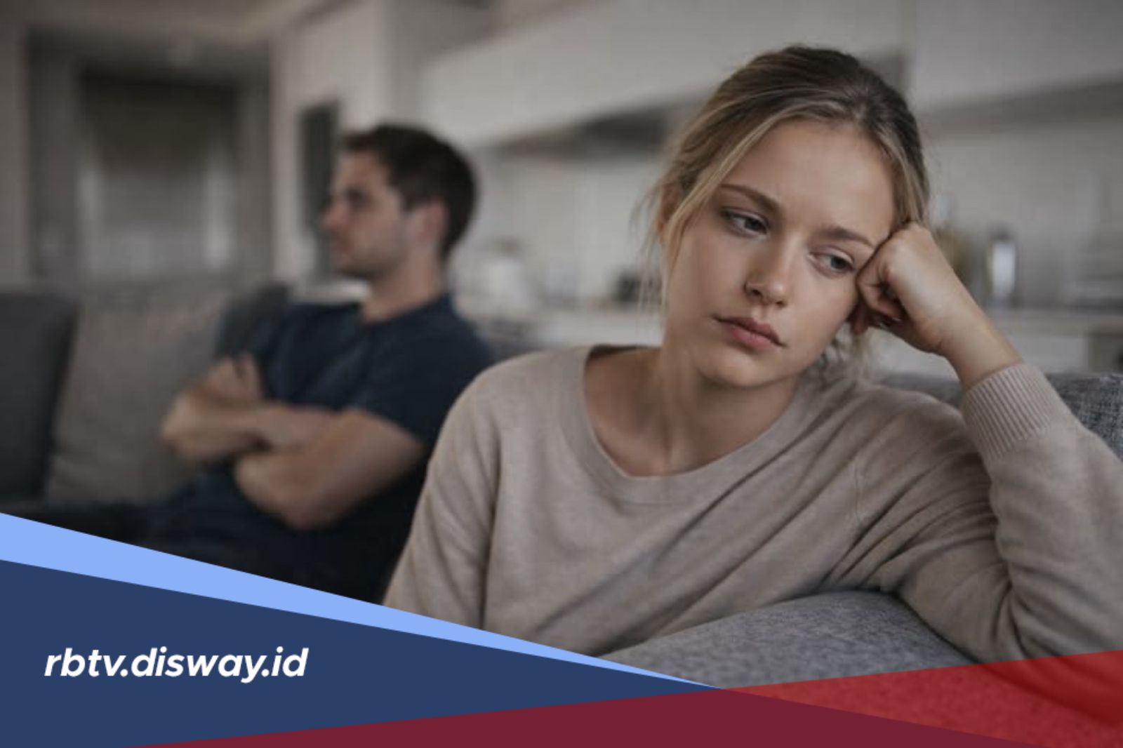 Pasanganmu Terlihat Dingin? Bisa Jadi Ini Tanda Avoidant Attachment