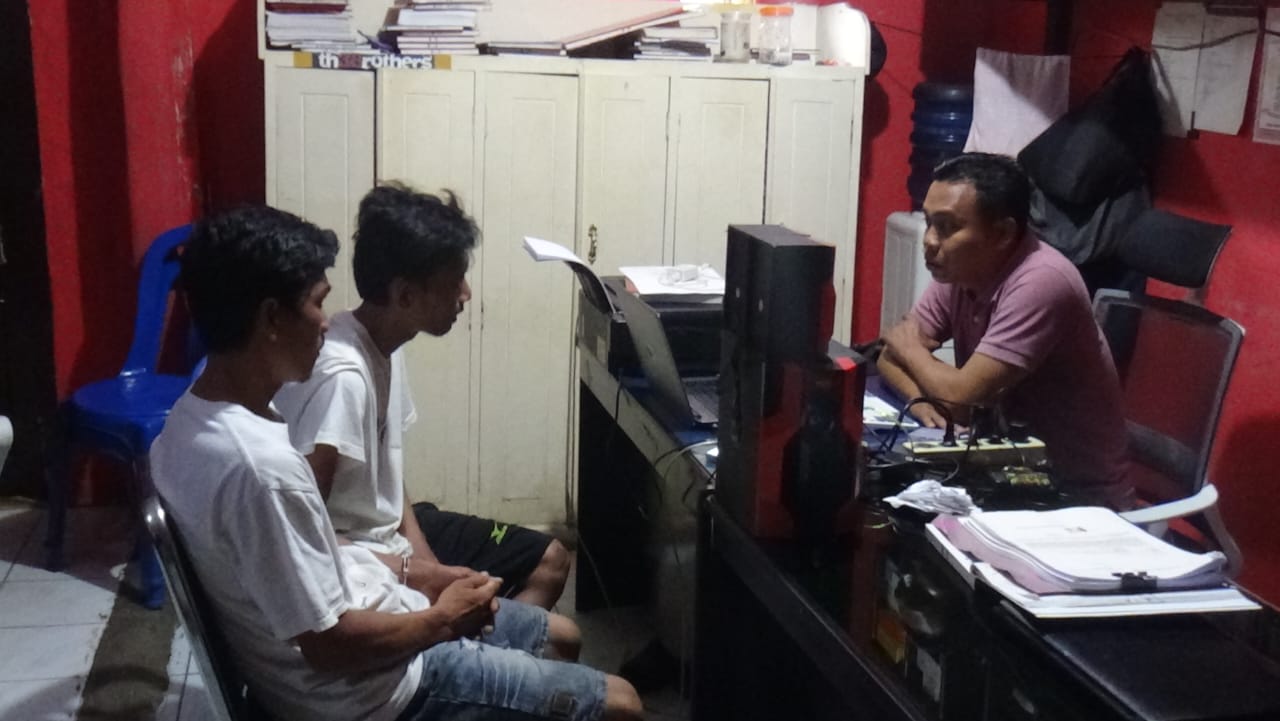 Sempat Viral di Medsos, Dua Pria Pencuri HP di Warung Ditangkap Polisi