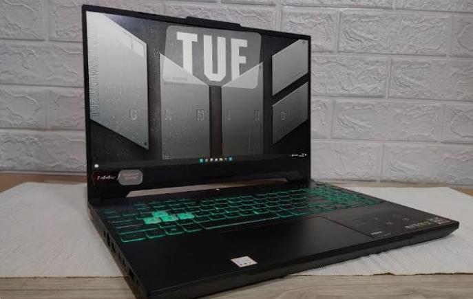 Laptop Asus TUF Gaming A15 FA507RE R7R5B7G-O, Performa Tangguh dengan Ryzen 7 6800H, Cocok untuk Pro Player