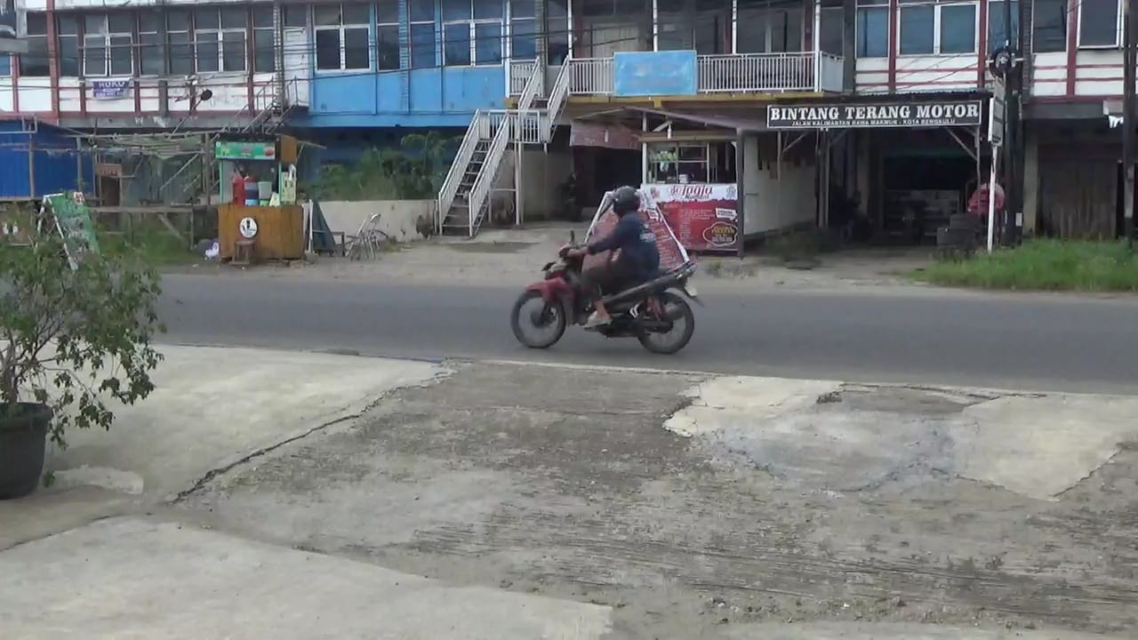 Waspada Banyak Bandit Berkeliaran Incar Anak-anak Pegang Handphone di Kota Bengkulu