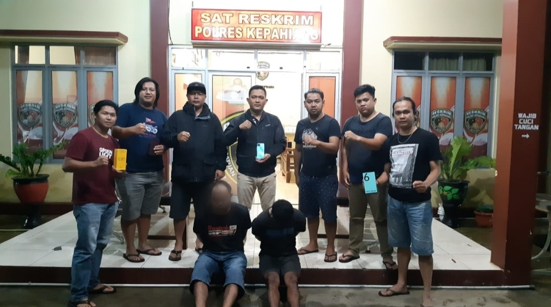 Sepak Terjang Elang Jupi, Baku Tembak Makanan Sehari-hari, Tidak Ada Keluarga dalam Kejahatan