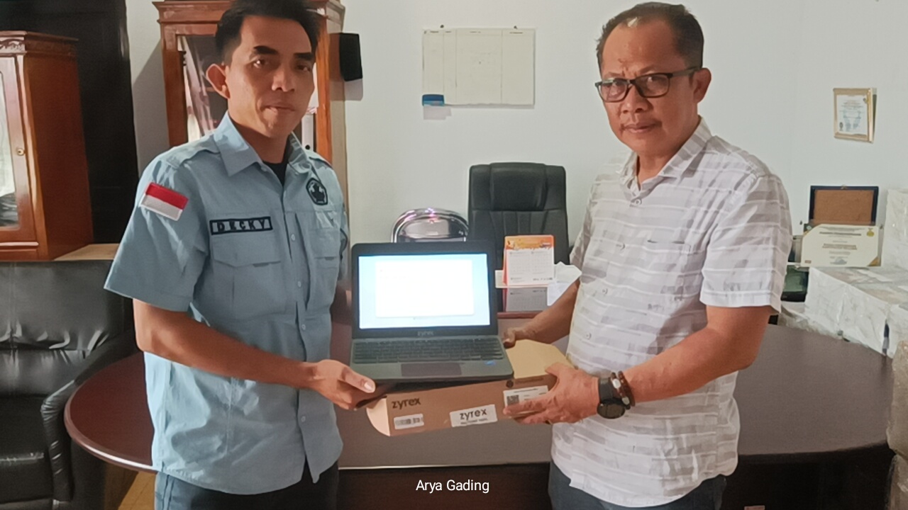 Diknas Dikbud Seluma Bagikan 1.155 Unit Chromebook dan 220 Unit Laptop, SD dan SMP Mana yang Menerima