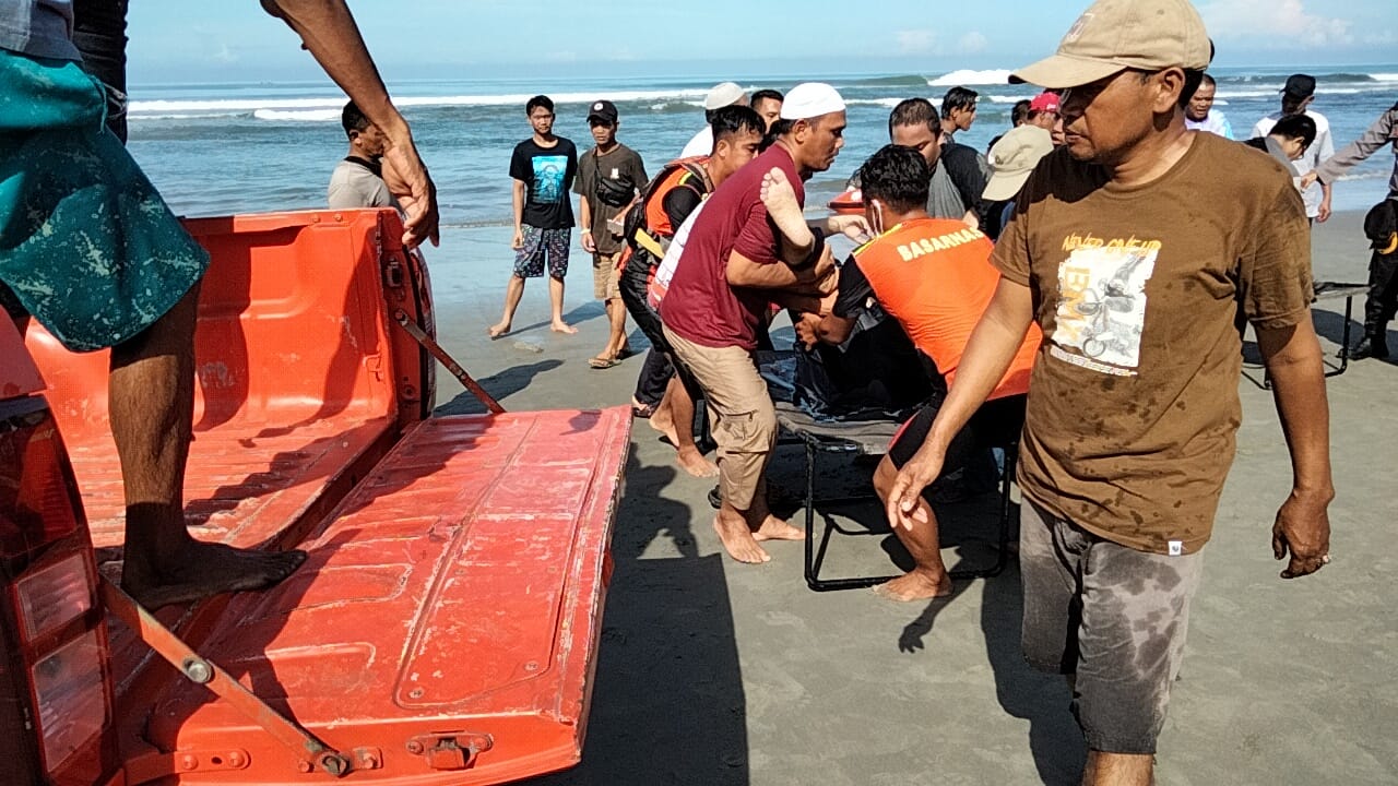 6 Orang Tenggelam di Pantai Panjang Bengkulu, 2 Dalam Pencarian