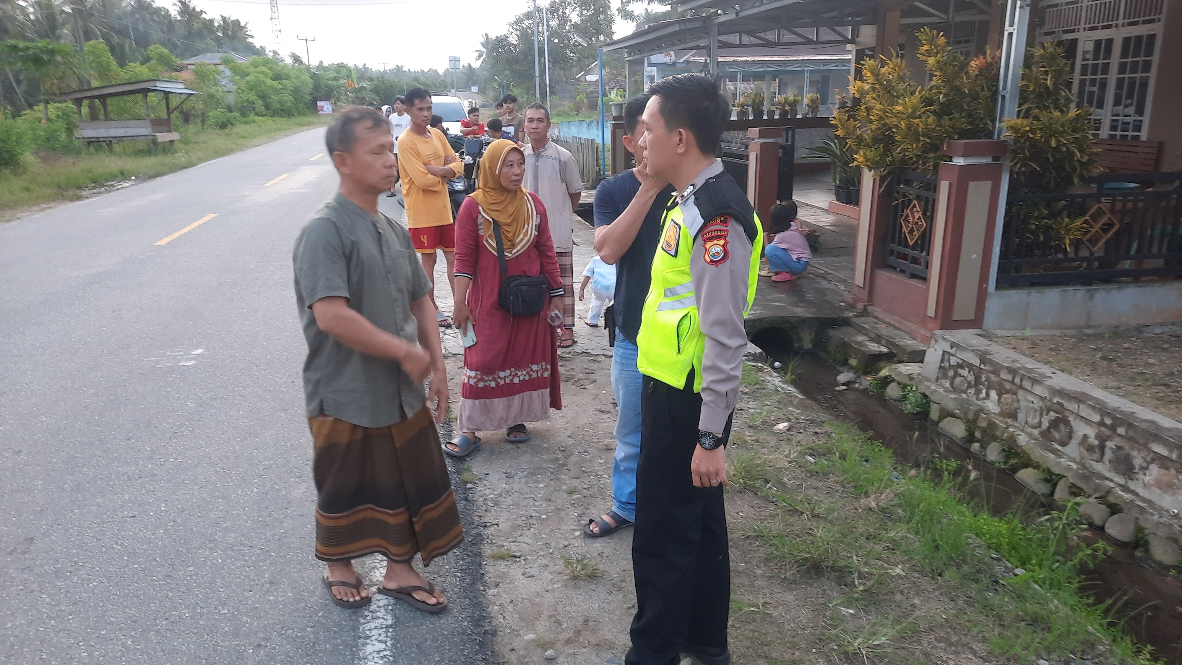 Gagal Nyalip, Senggol Truk dan Akhirnya Adu Kambing Sesama Motor, Pelajar SMA Meninggal Dunia