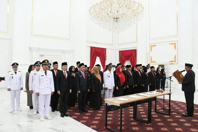 Mutasi Pejabat Pemkot Bengkulu, Ada 37 Pejabat Eselon III dan IV yang Baru Saja Dilantik 	