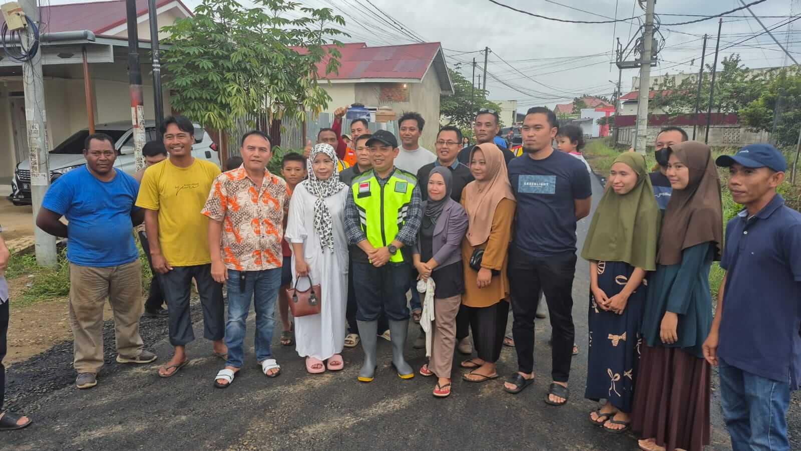 Jalan Cluster Cagiva Mulus, Warga Puas Ucapkan Terima Kasih ke Walikota Dedy Wahyudi 