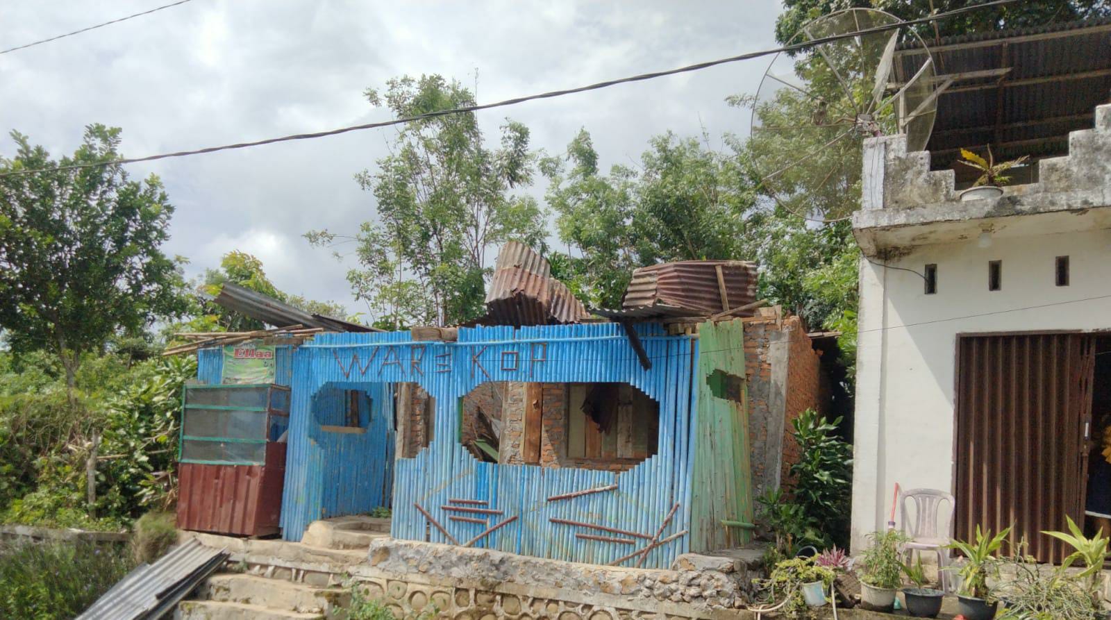 Angin Kencang Melanda Rejang Lebong, 11 Rumah dan 2 Fasilitas Umum Rusak