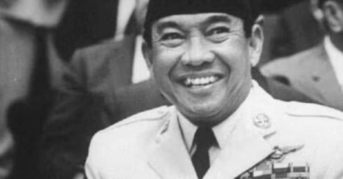 Kesaktian Bung Karno Punya Pusaka Minak Jinggo, Simak Juga 4 Guru Spiritualnya