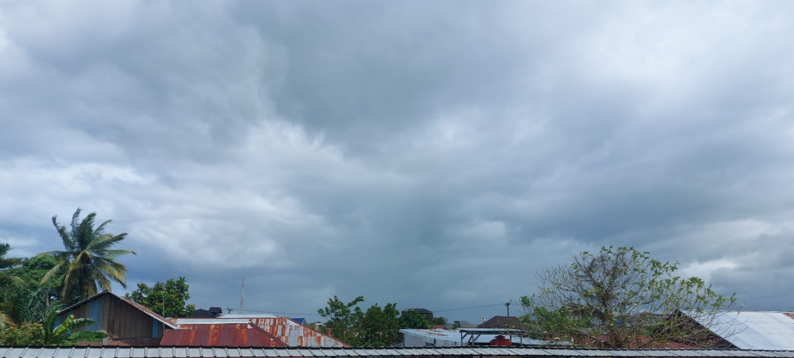 PERINGATAN TERKINI BMKG; 23 Provinsi Hujan, 6 Kabupaten di Bengkulu Hujan Lebat dan Petir