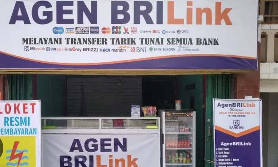 Pekerja Migran Indonesia Kirim Uang untuk Keluarga di Desa Lewat BRILink 