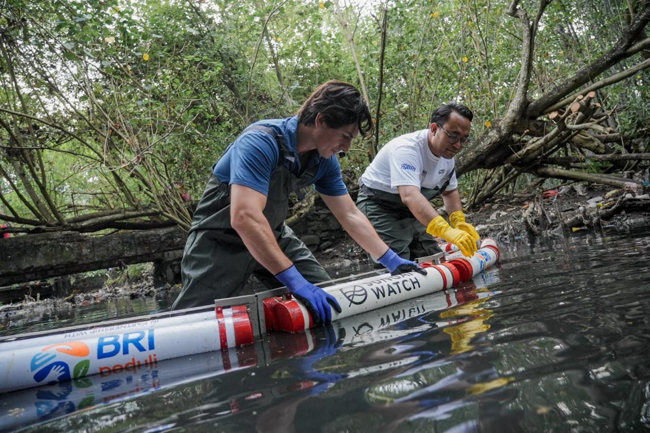 Hari Sungai Nasional, BRI Jaga Ekosistem Lewat Bersih-bersih Sungai dan Kesadaran Pengelolaan Sampah