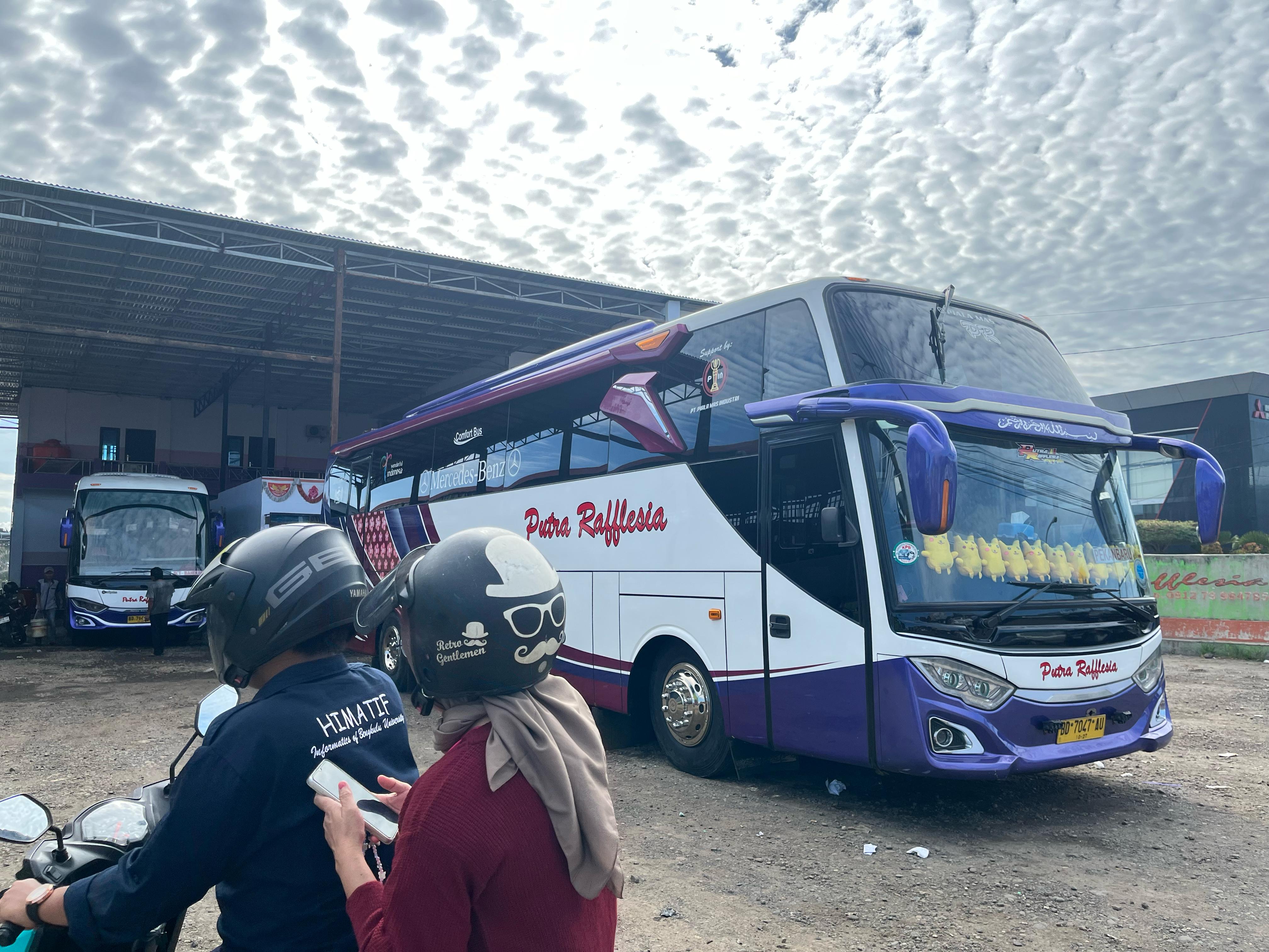 BBM di Bengkulu Sulit Didapat dan Dibatasi, Bus Tunda Jam Keberangkatan 
