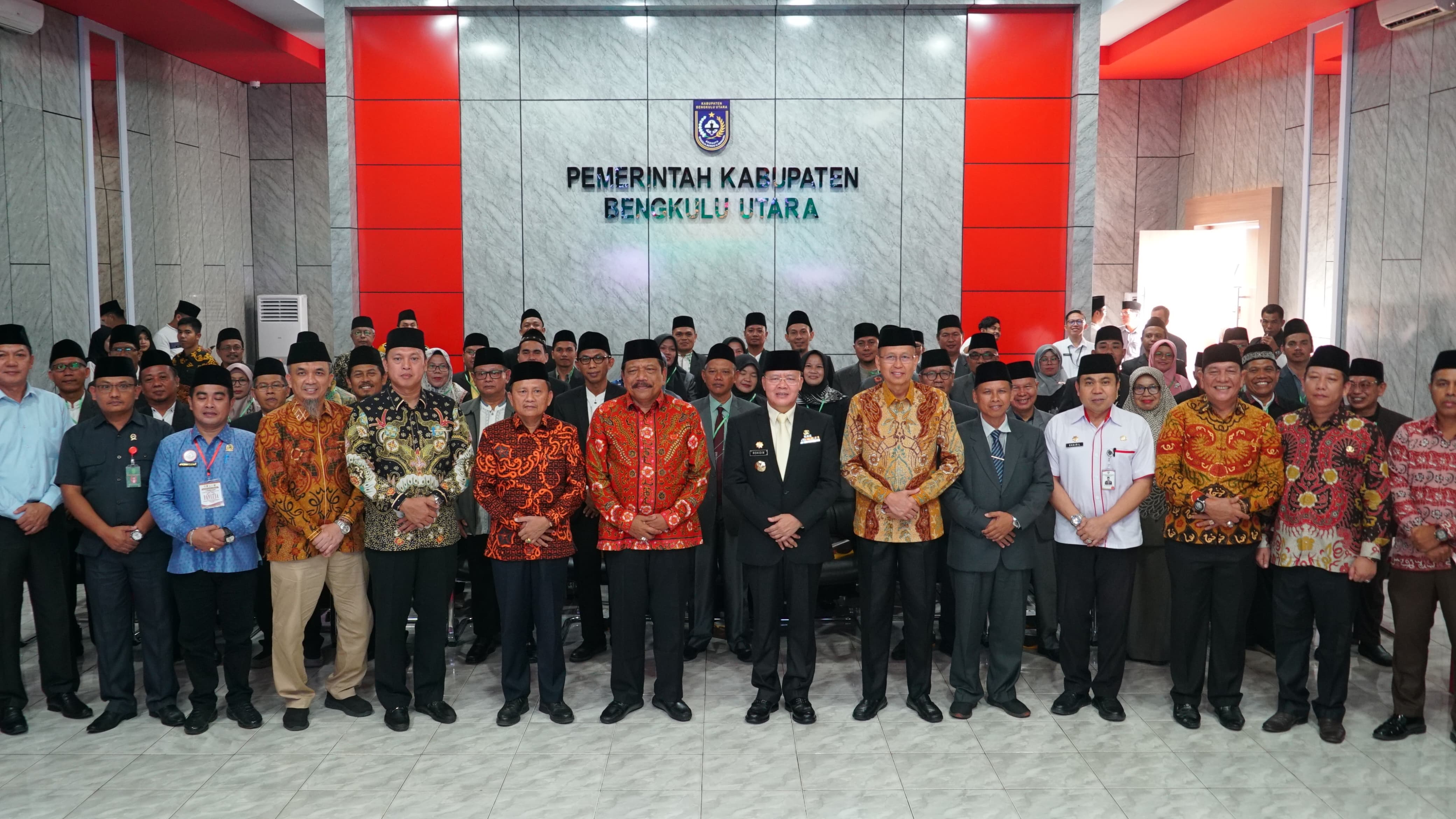 Gubernur Rohidin Resmi Lantik Dewan Pengawas, Hakim dan Panitera MTQ XXXVI Provinsi Bengkulu