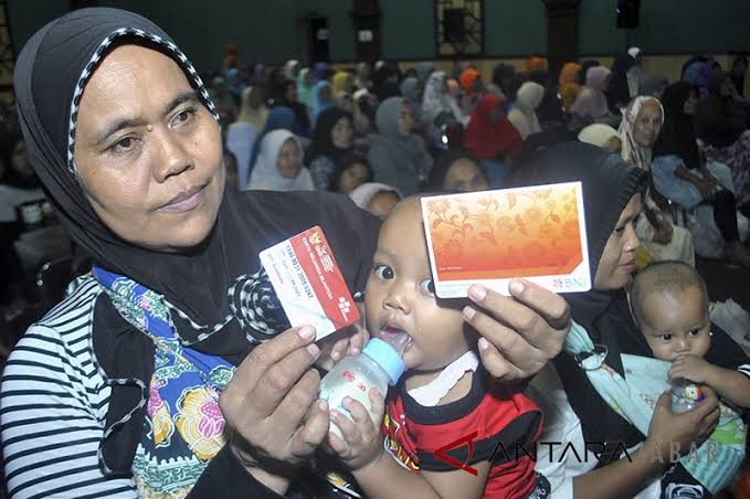 Anak Usia 0-5 Tahun Dapat Bansos Rp 3.000.000, Cek Daftar Penerimanya di Sini