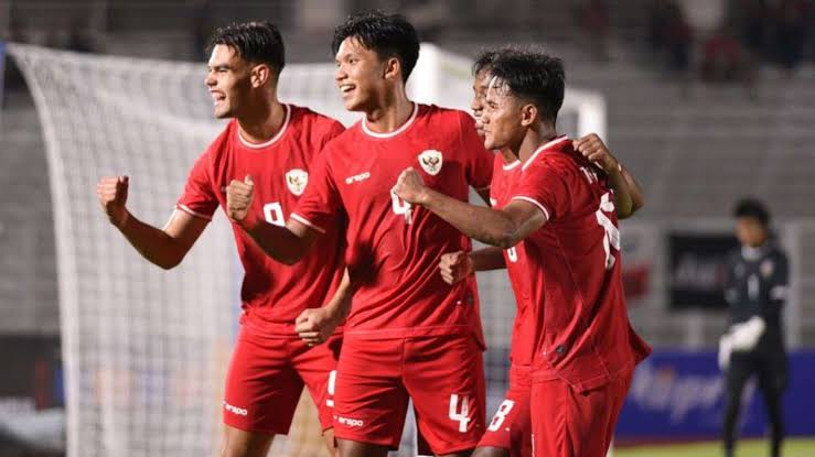 Vietnam Gagal Lolos Piala Asia U-20 2025 Hingga Alami Kerugian Besar, Timnas Indo Dituduh Jadi Peyebab