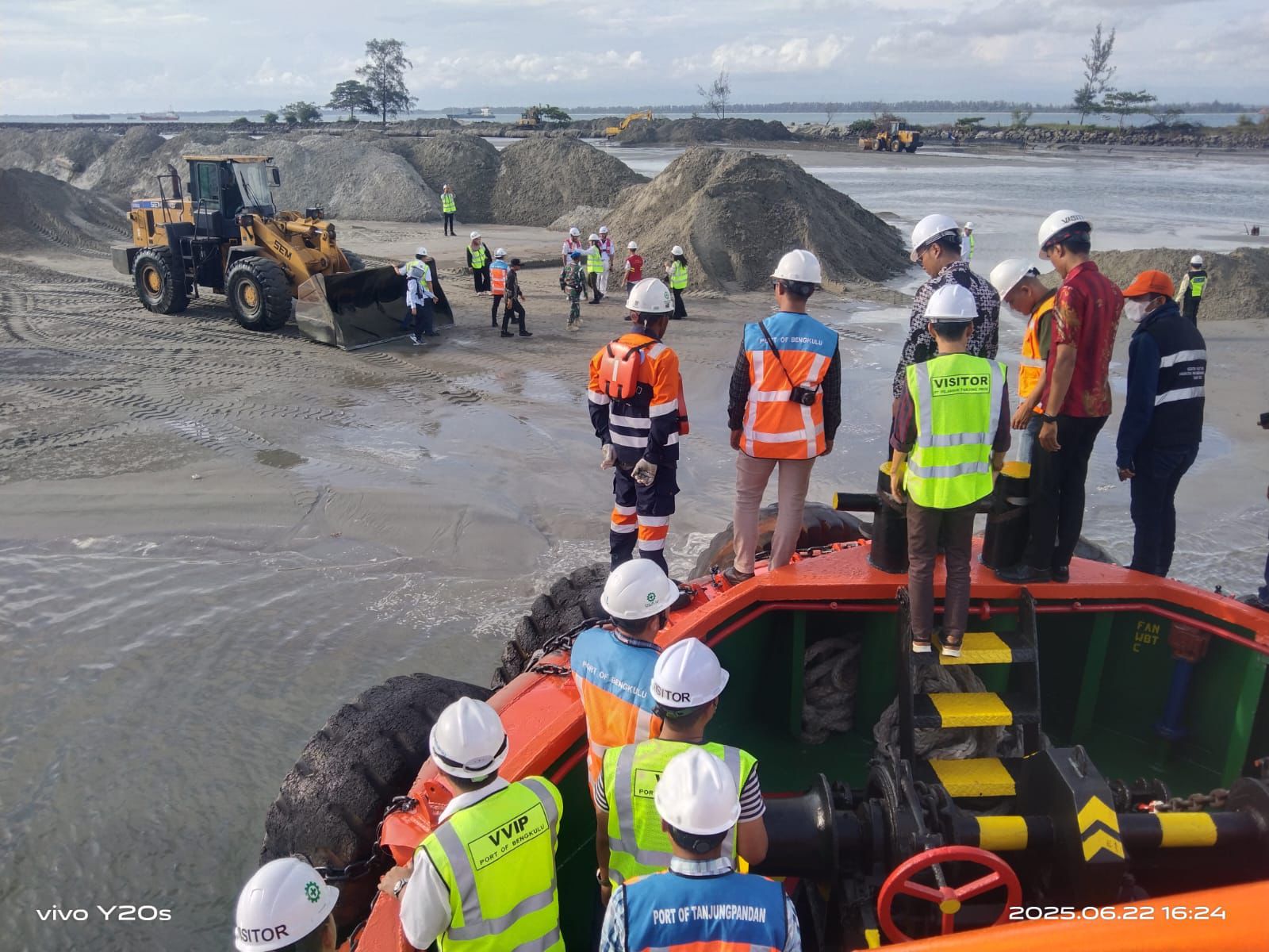 Pengerukan Alur Pelabuhan Pulau Baai Tidak Selesai Target Seperti Dijanjikan