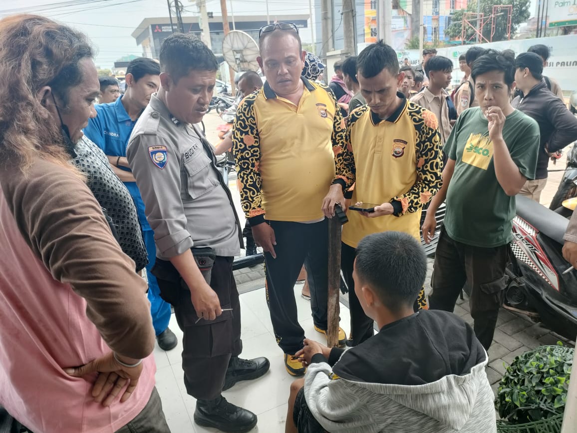 Sekelompok Orang Datangi MAN Model Lalu Lempari Bangunan Sekolah, 4 Orang Diamankan