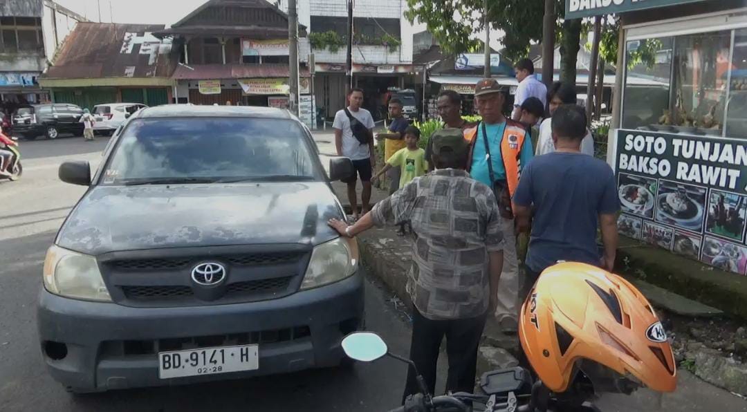 Bandit Spesialis Pecah Kaca Beraksi di Belakang Bang Mego Curup, Toyota Hilux jadi Sasaran