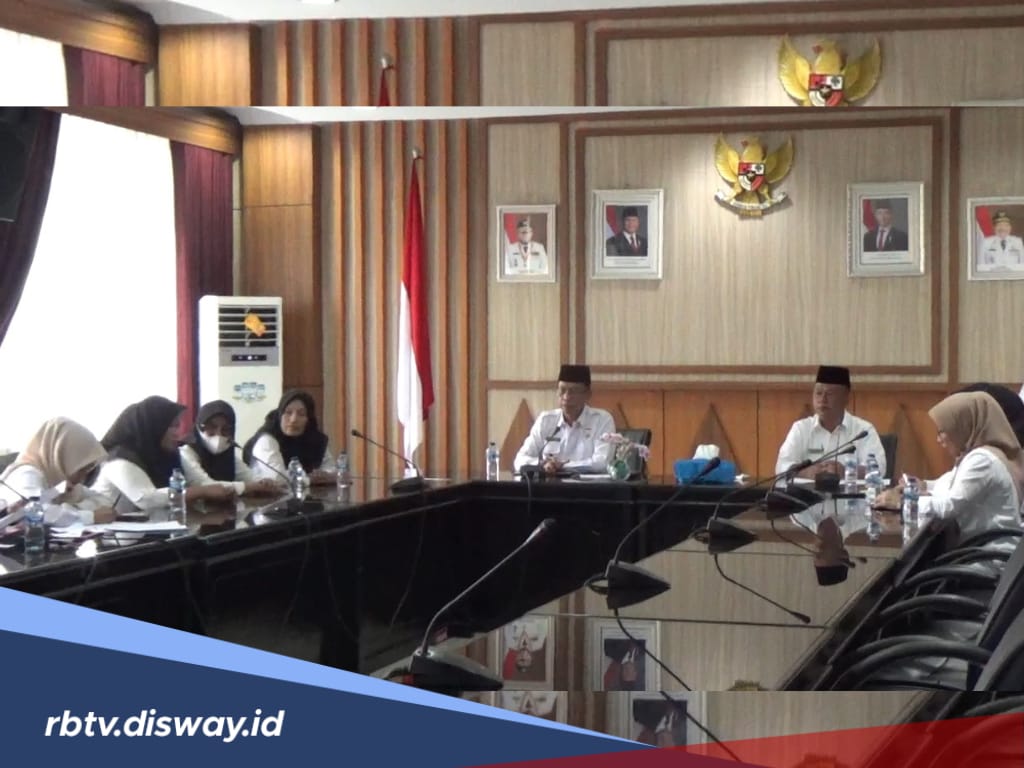 Puluhan Honorer Non-Database Minta Kembali Dipekerjakan dan Diangkat Jadi ASN