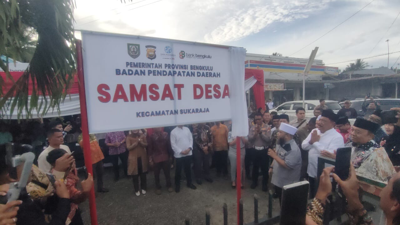 Mudahkan Warga Bayar Pajak Kendaraan, Gubernur Helmi Launching Samsat Desa di Seluma