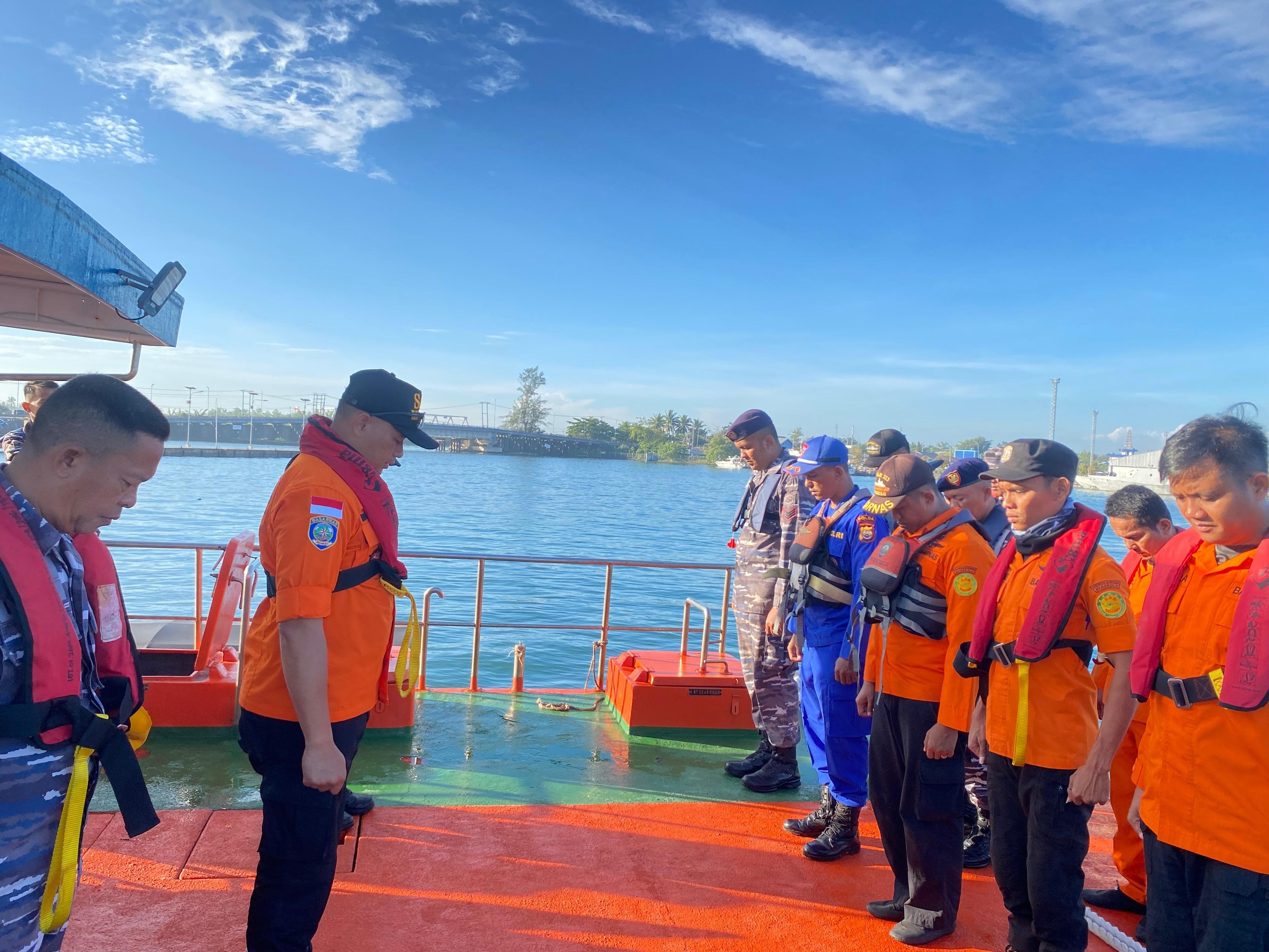 Kapal Nelayan Berpenumpang Satu Keluarg Hilang Kontak di Samudera Hindia, Ditemukan di Perairan Lampung