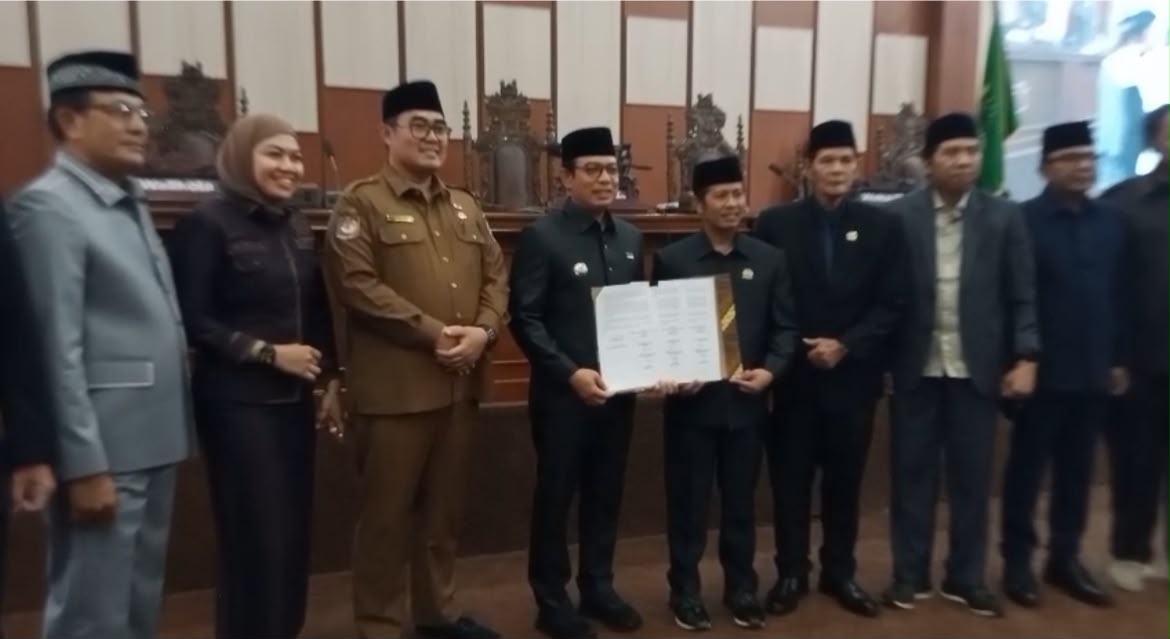 APBD Perubahan Kota Bengkulu Disahkan, Pendidikan dan Penanggulangan Bencana Tetap Prioritas