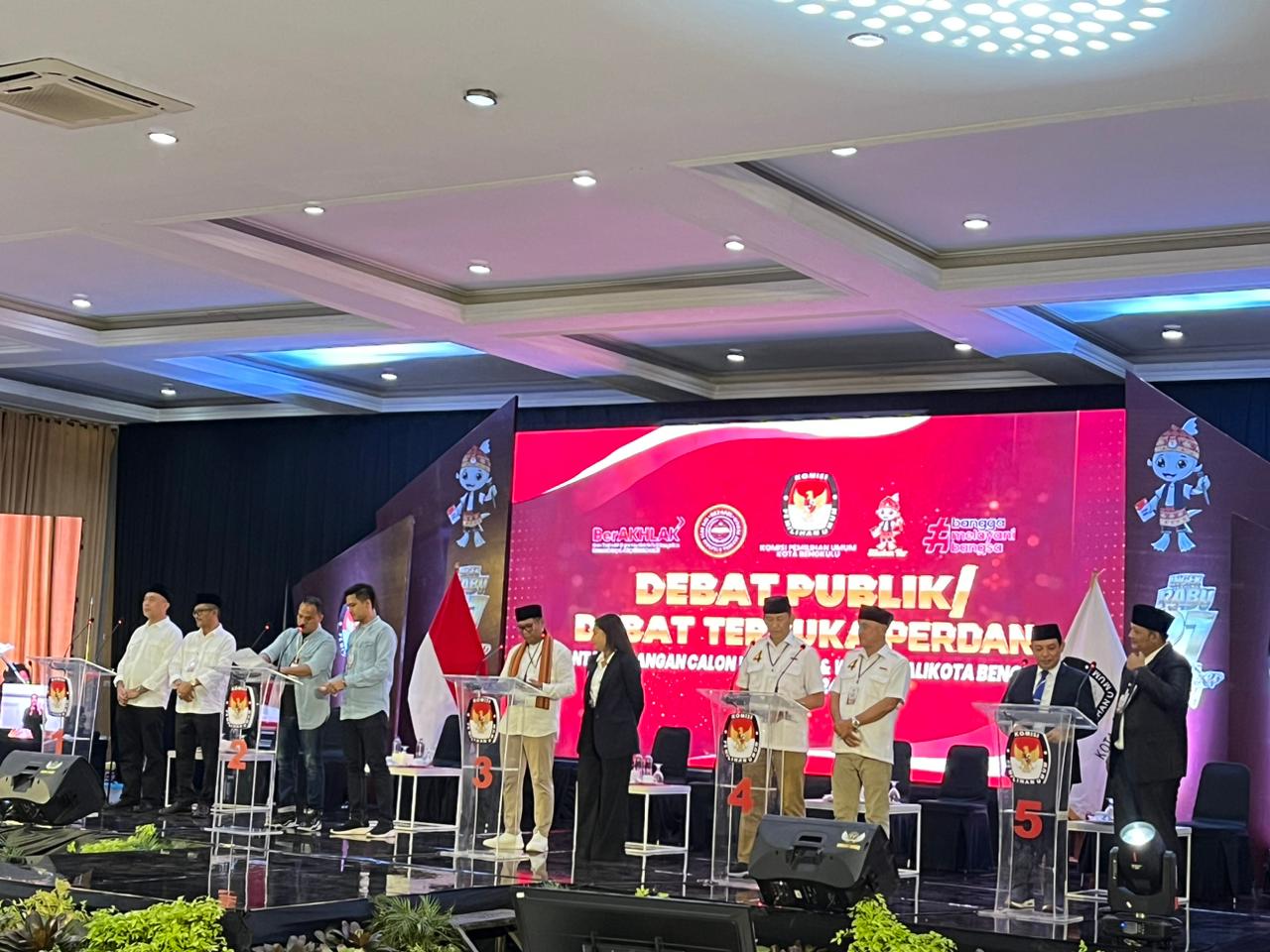 Debat Perdana, 5 Paslon Walikota dan Wakil Walikota Bengkulu Adu Gagasan Soal Tata Kelola Pemerintahan 