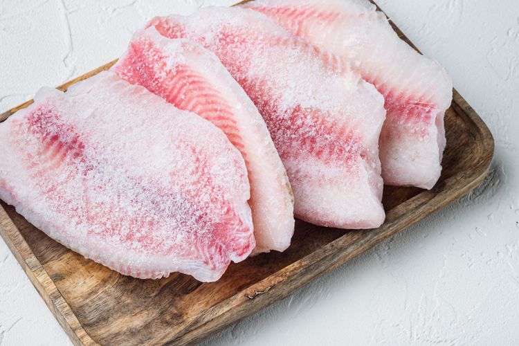 Begini Tips Cara Mudah Memasak Ikan Beku yang Baru Keluar dari Freezer 