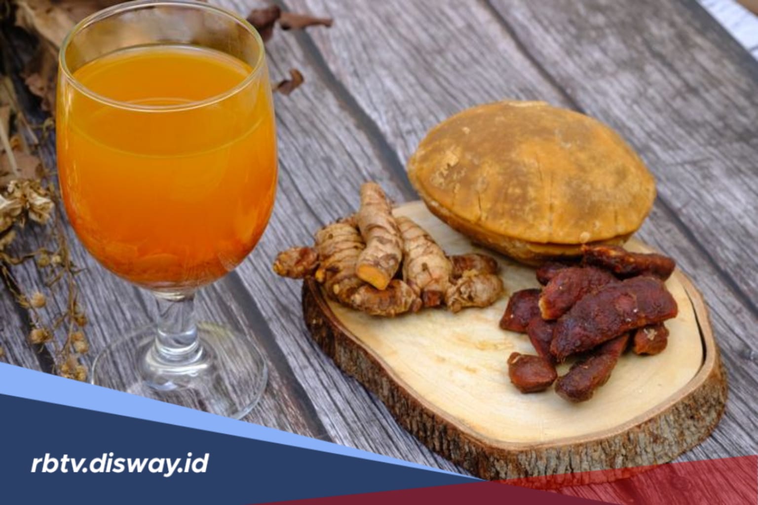 Racikan Minuman Herbal Kunyit, Efektif Redakan Asam Lambung 