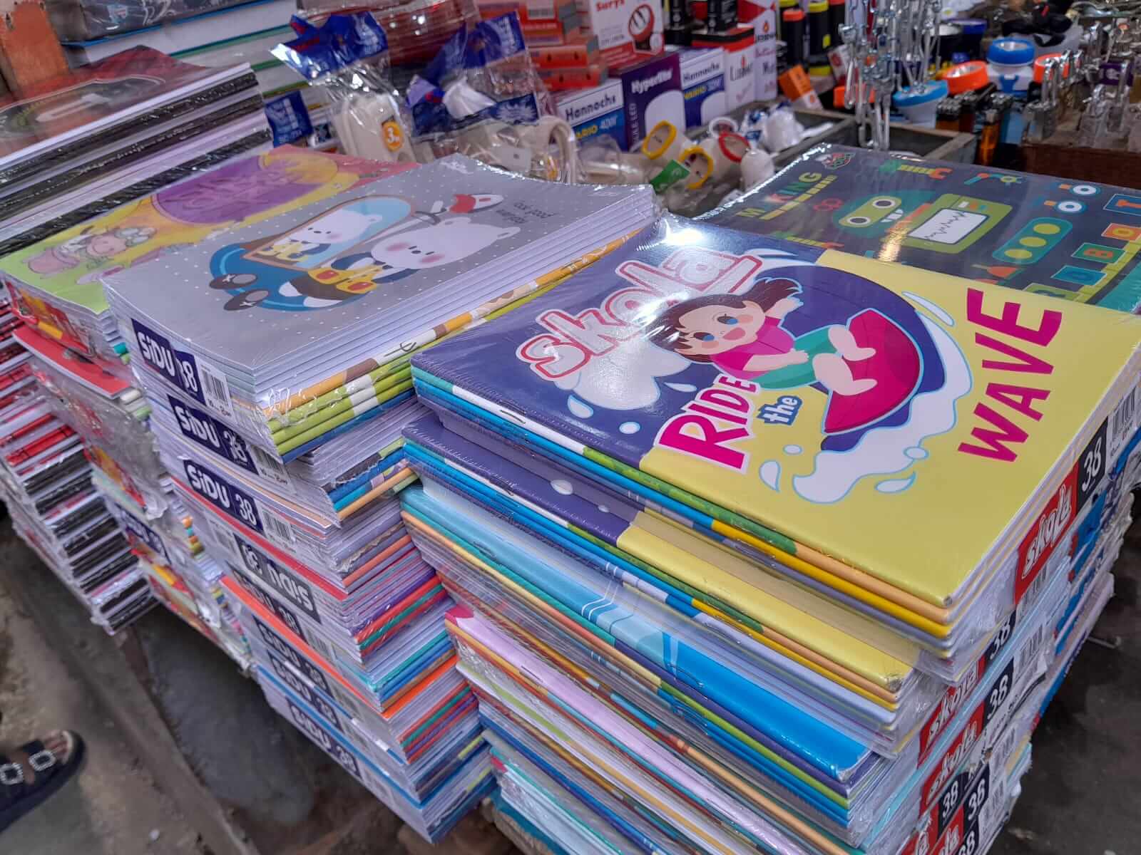 Harga Peralatan Sekolah di Pasar Panorama Kota Bengkulu Mulai Merangkak Naik, Cek Harganya di Sini