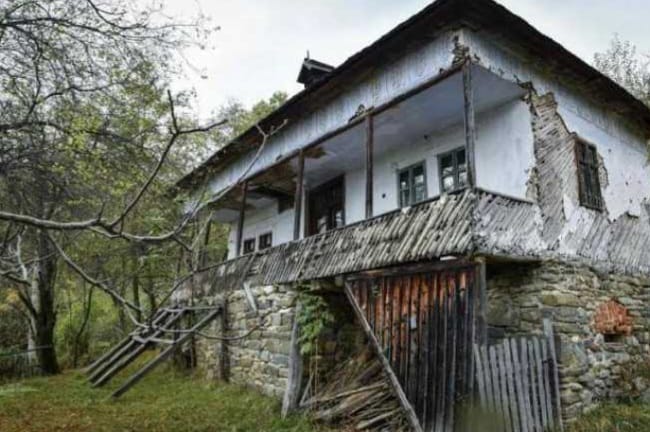 6 Tempat di Rumah yang Katanya Disukai Jin dan Setan, Begini Cara Menangkalnya  