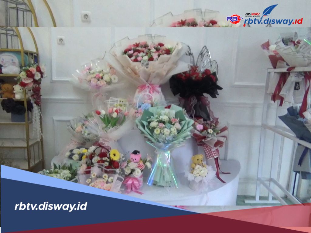 Manfaatkan Peluang Bisnis, Pemuda Ini Raup Omzet Jutaan per Bulan dari Bisnis Buket Bunga 