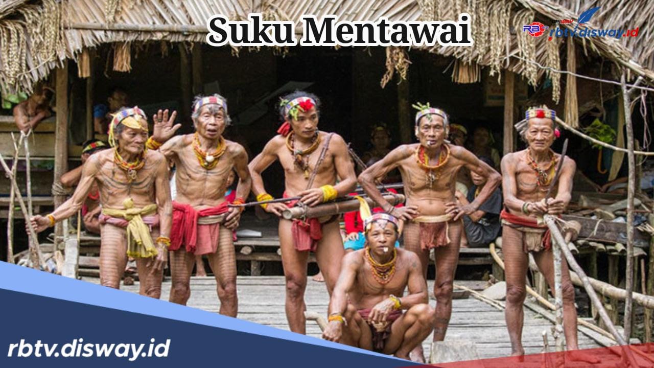 Begini Asal Usul Suku Mentawai yang Tinggal Bersama dalam Satu Rumah Adat