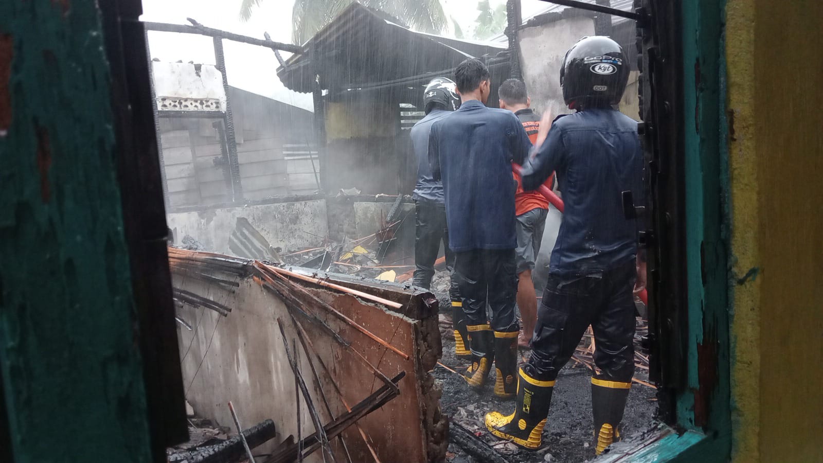 Jelang Waktu Berbuka Puasa, Rumah Warga Bengkulu Tengah Ludes Terbakar, Seluruh Isi Rumah Hangus