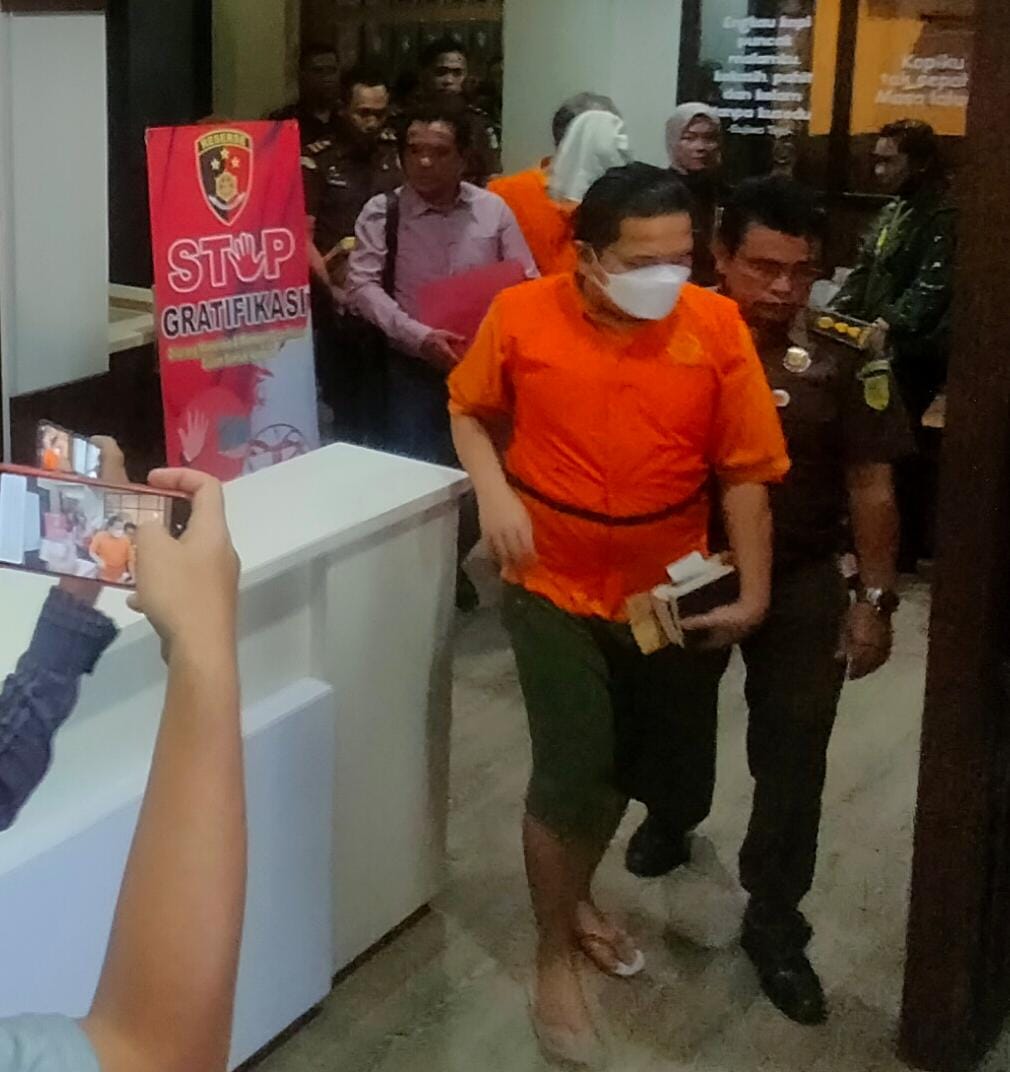 Perjalanan Kadis Pendidikan Non Aktif Bengkulu Utara, Dari Tahanan Polisi Menjadi Tahanan Jaksa