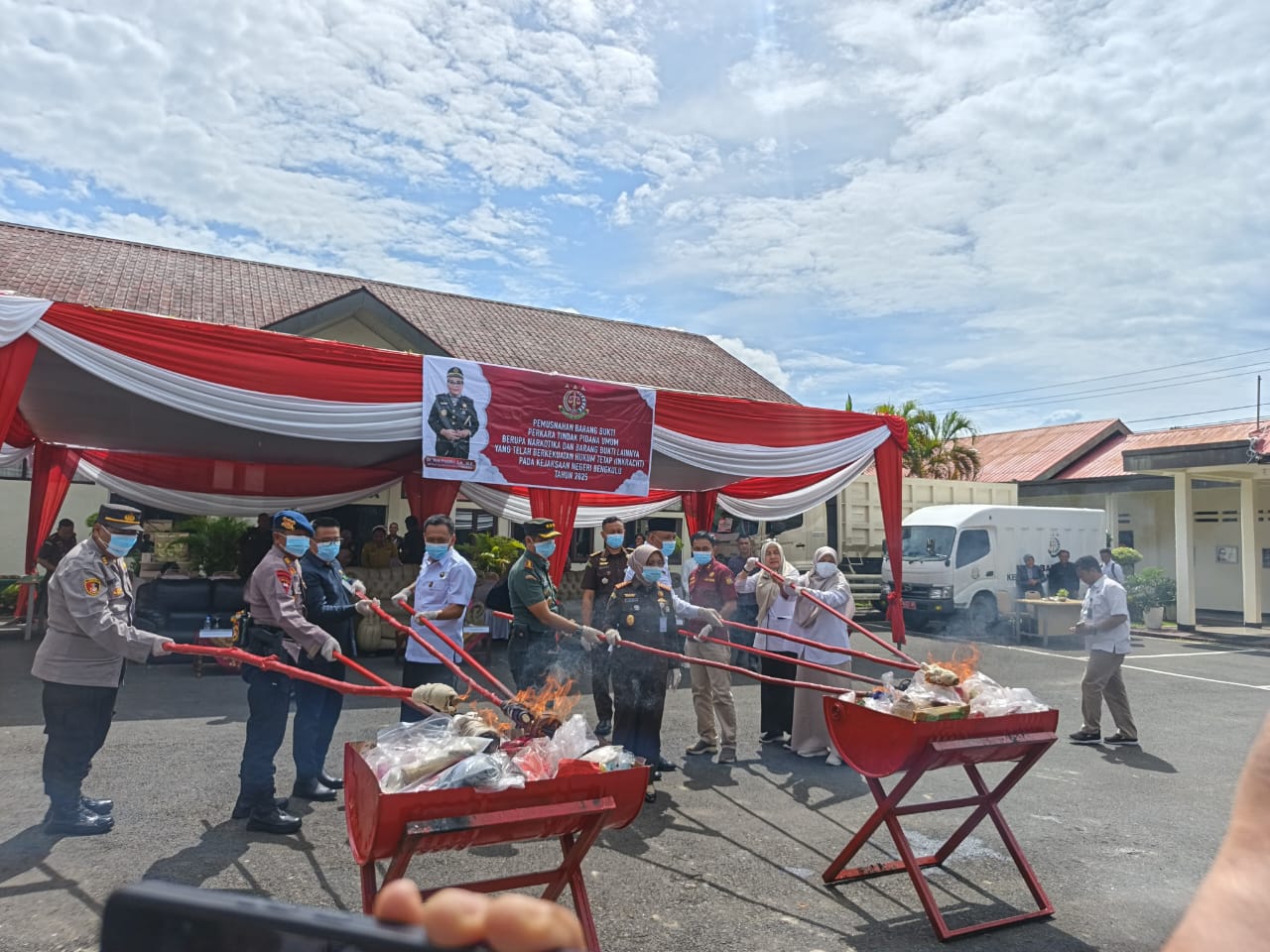 Senjata Api hingga Narkoba Dimusnahkan Kejari Bengkulu