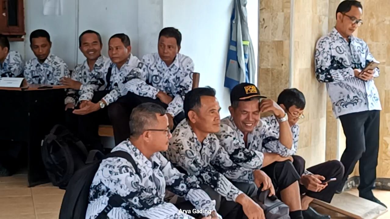 Siap-siap Cek Saldo DANA di Rekening, Dikbud Klaim THR dan TPG 1.054 Guru di Kabupaten Seluma Cair Tanggal Ini