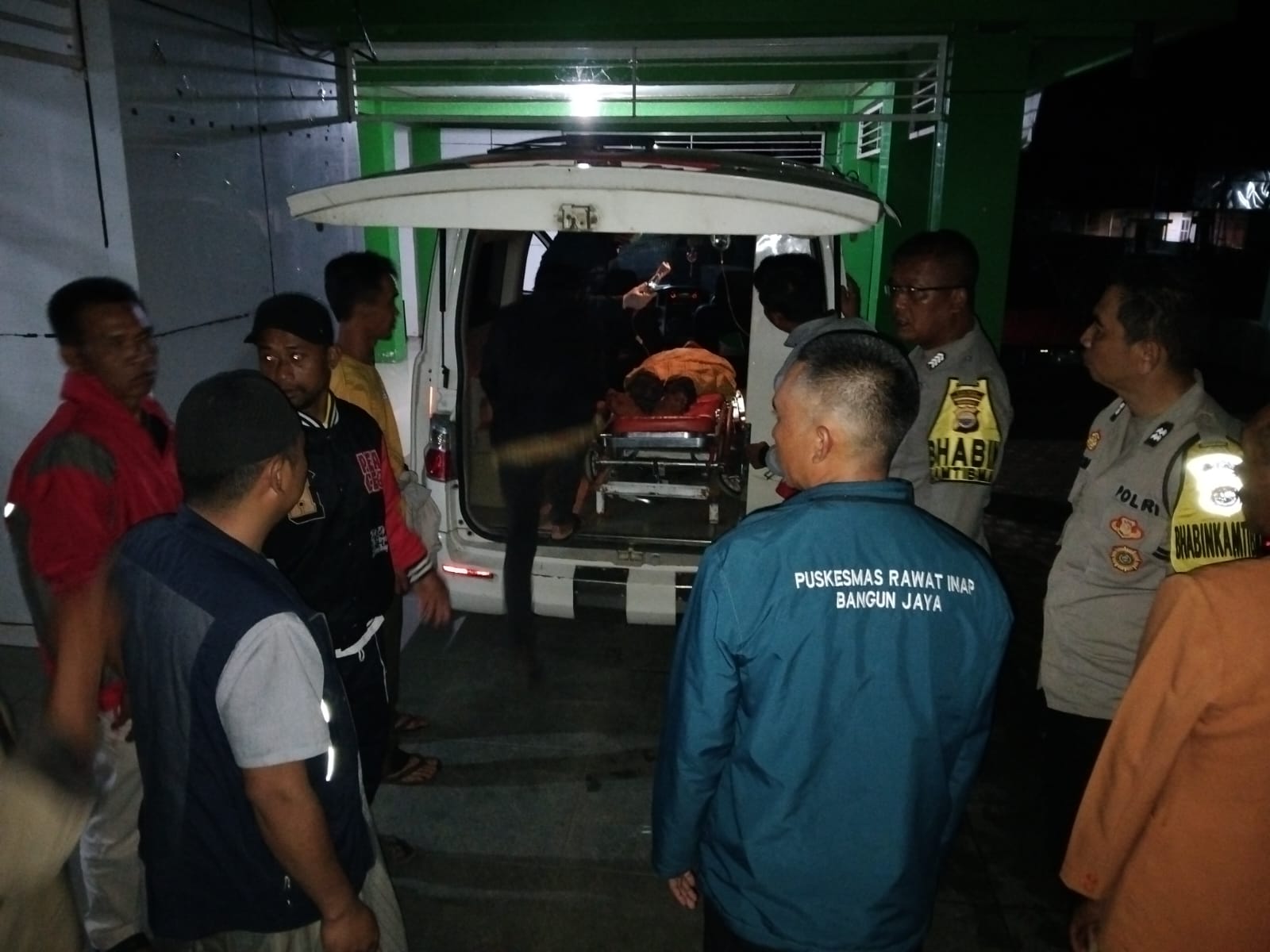 Kopi Seharga Nyawa, Bhabinkamtibmas Selamatkan Warga Bunuh Diri