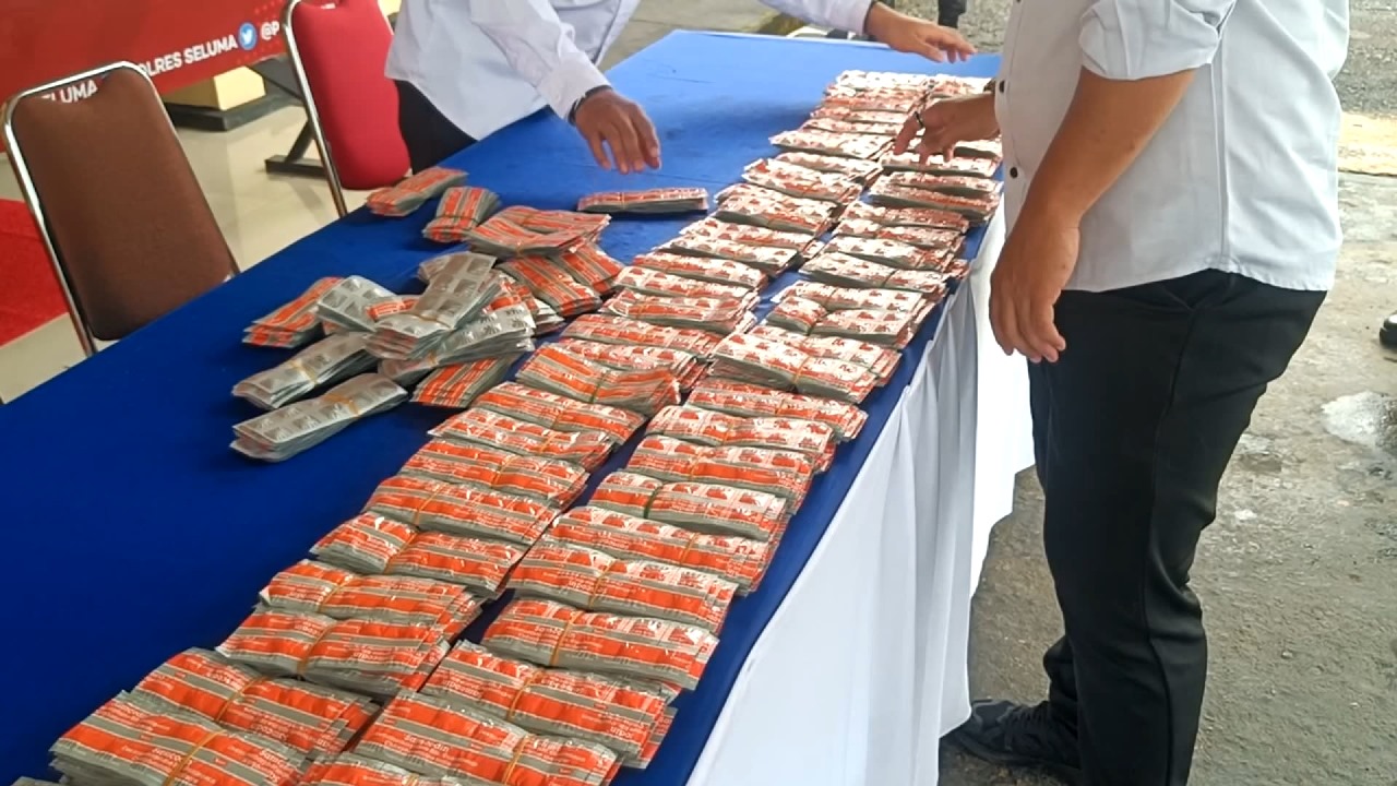 Penyalahgunaan Obat-obatan, Tersangka Pengedar 9.500 Butir Samcodin Jadi Tahanan Jaksa