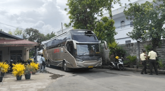 Arus Mudik Nataru 2025, Penumpang Bus Naik hingga 100 Persen
