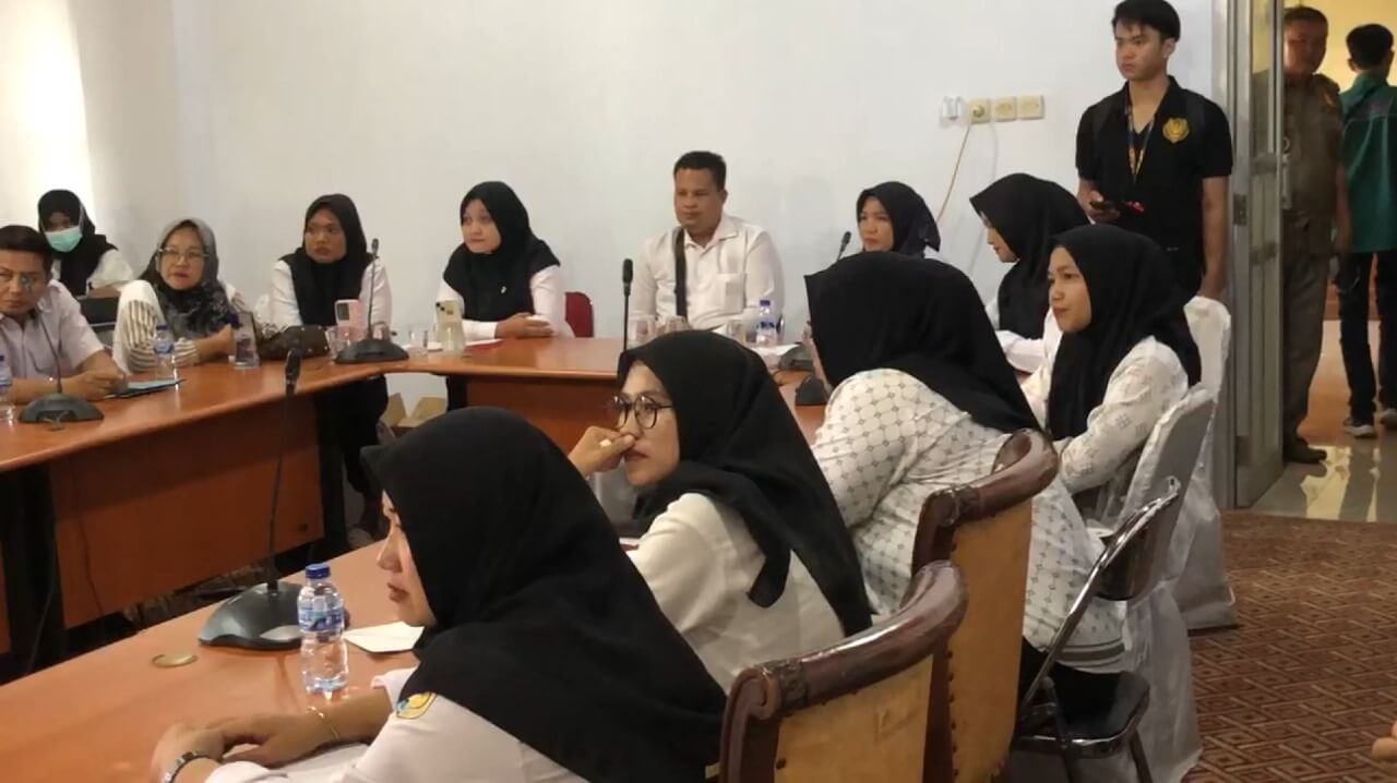 Honorer Kategori R4 Audiensi dengan Bupati Mukomuko Membahas Nasib